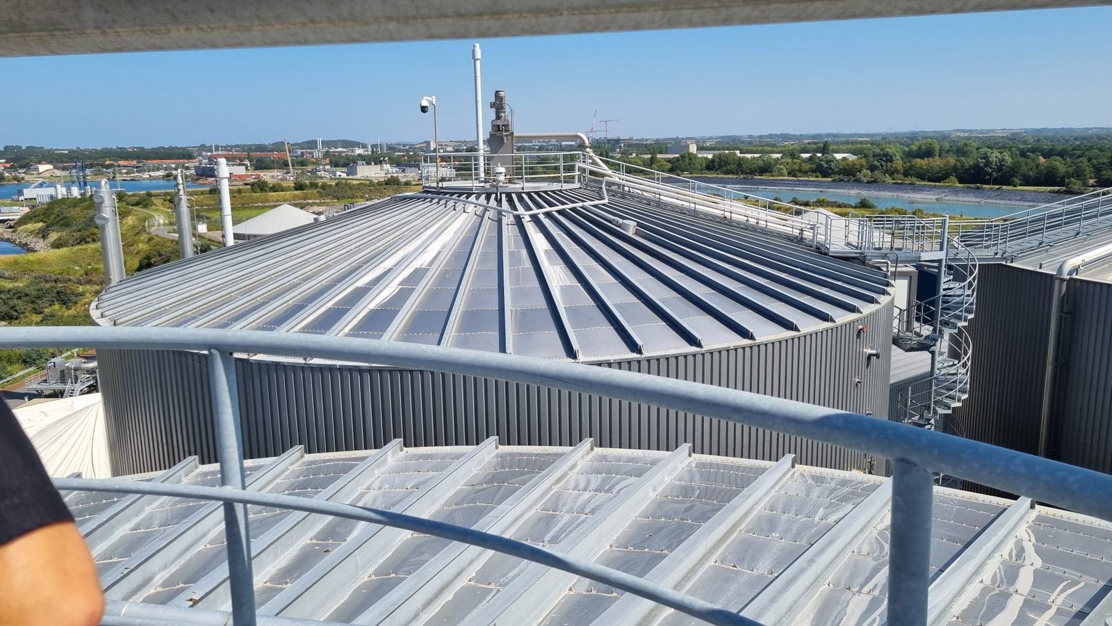Storage Tank Roof & Walkway